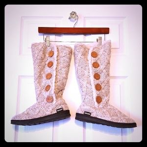 Muk Luks Tall Fleece Button Boots 8